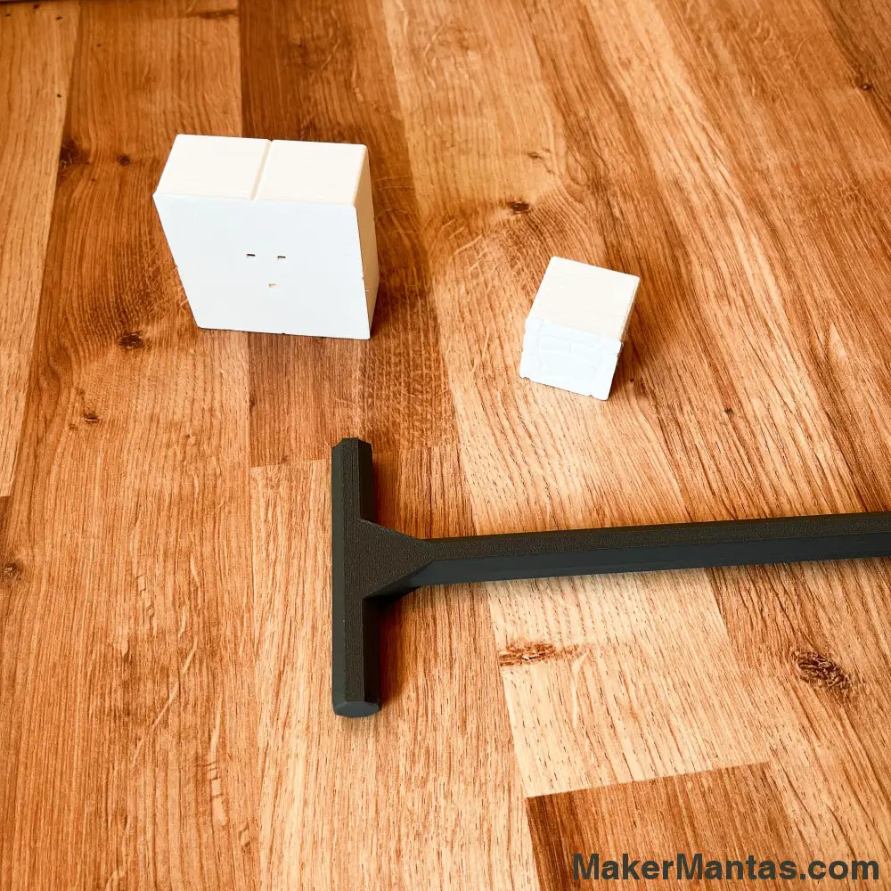 Dont Break The Ice Replacement Parts: Ice Cubes Center Block And Hammer