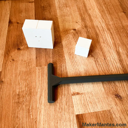 Dont Break The Ice Replacement Parts: Ice Cubes Center Block And Hammer