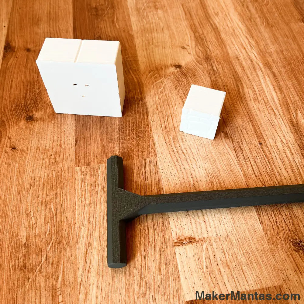 Dont Break The Ice Replacement Parts: Ice Cubes Center Block And Hammer